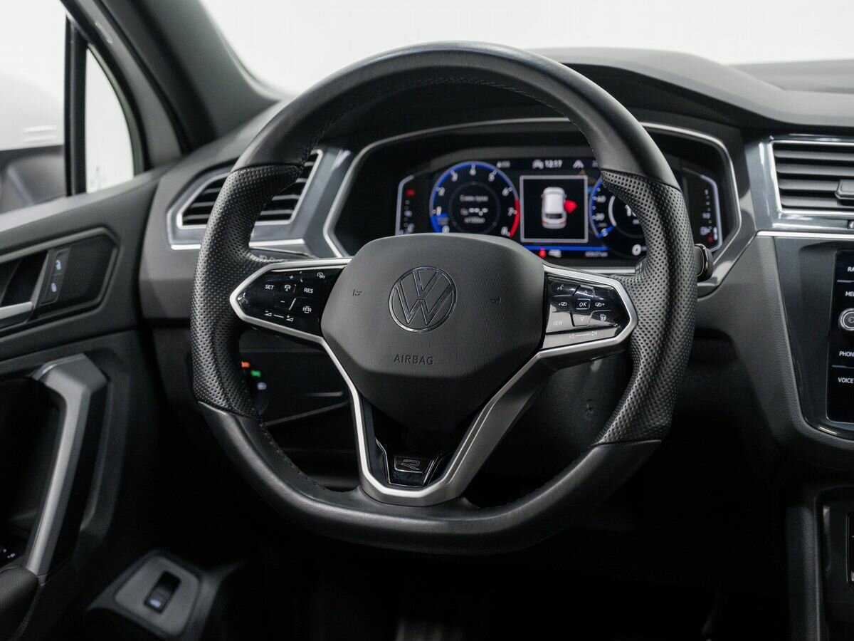 Купить Volkswagen Tiguan, 2022, 60 636 км.. Фото: #11