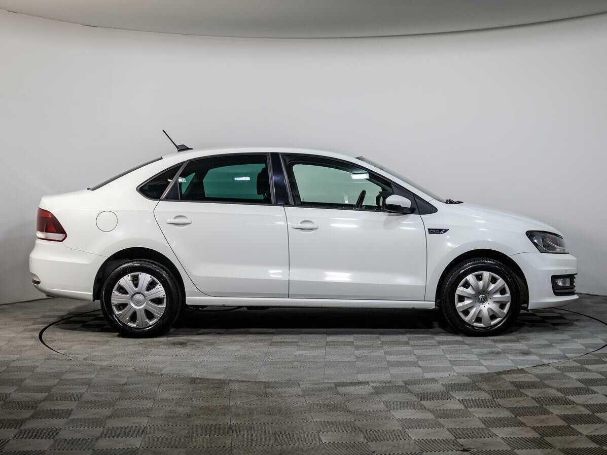 Купить Volkswagen Polo, 2018, 78 432 км.. Фото: #2