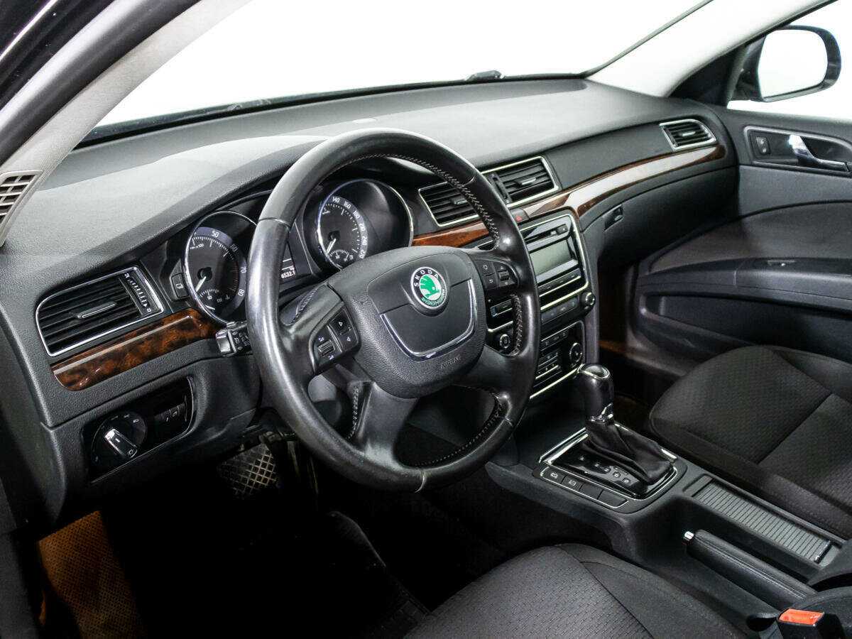 Купить Skoda Superb, 2012, 180 163 км.. Фото: #10