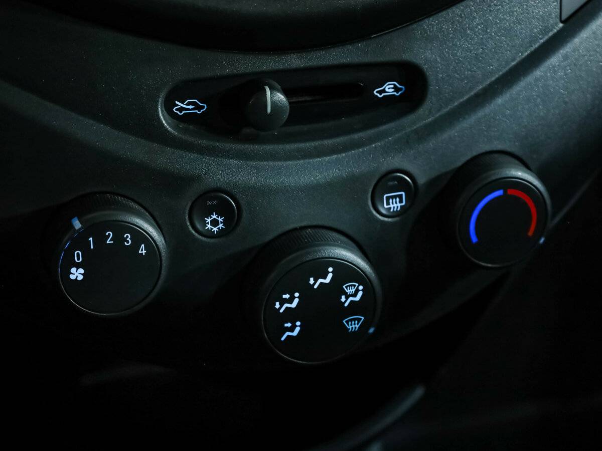Купить Chevrolet Spark, 2012, 207 823 км.. Фото: #10