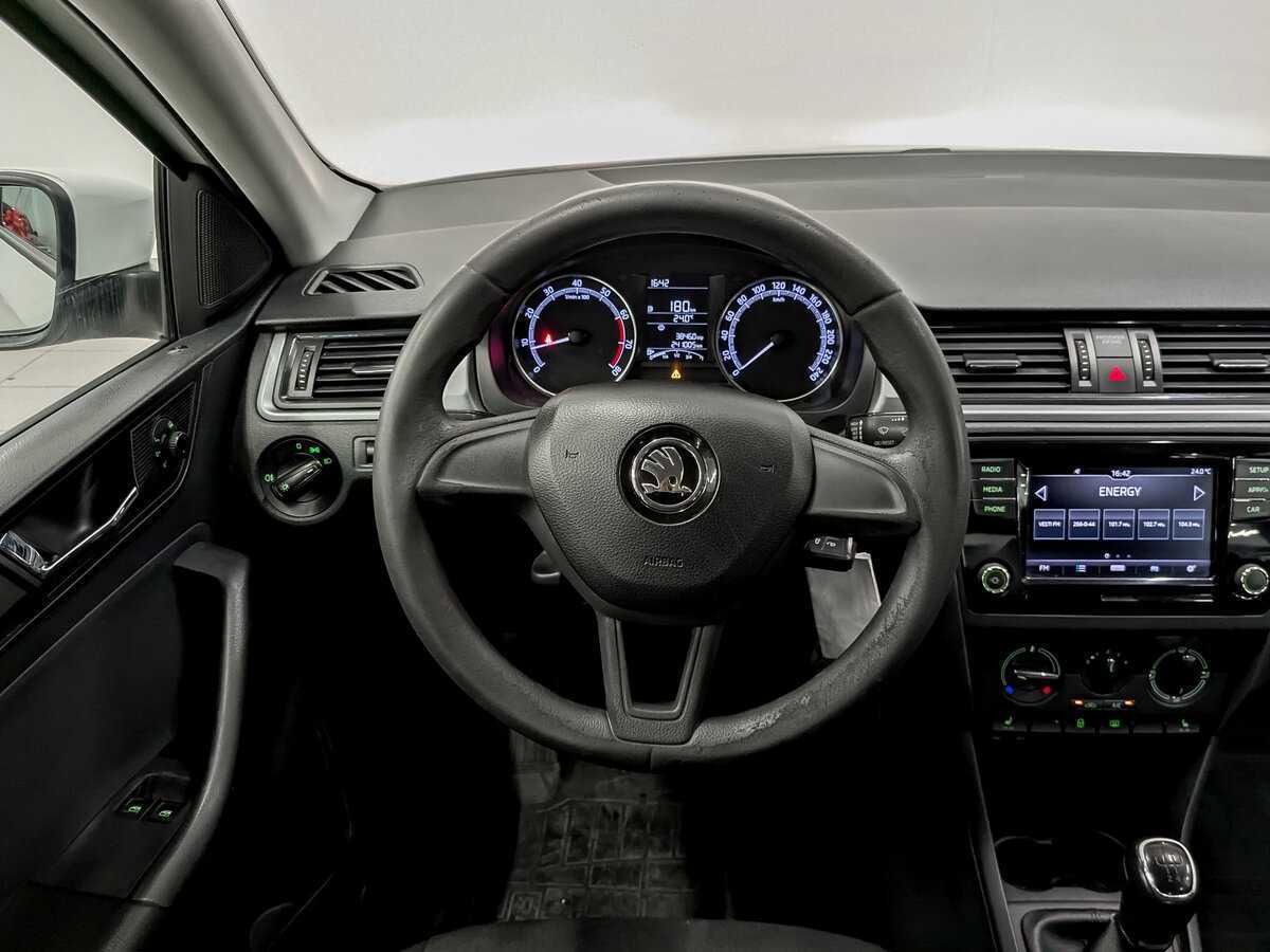 Купить Skoda Rapid, 2017, 240 992 км.. Фото: #19