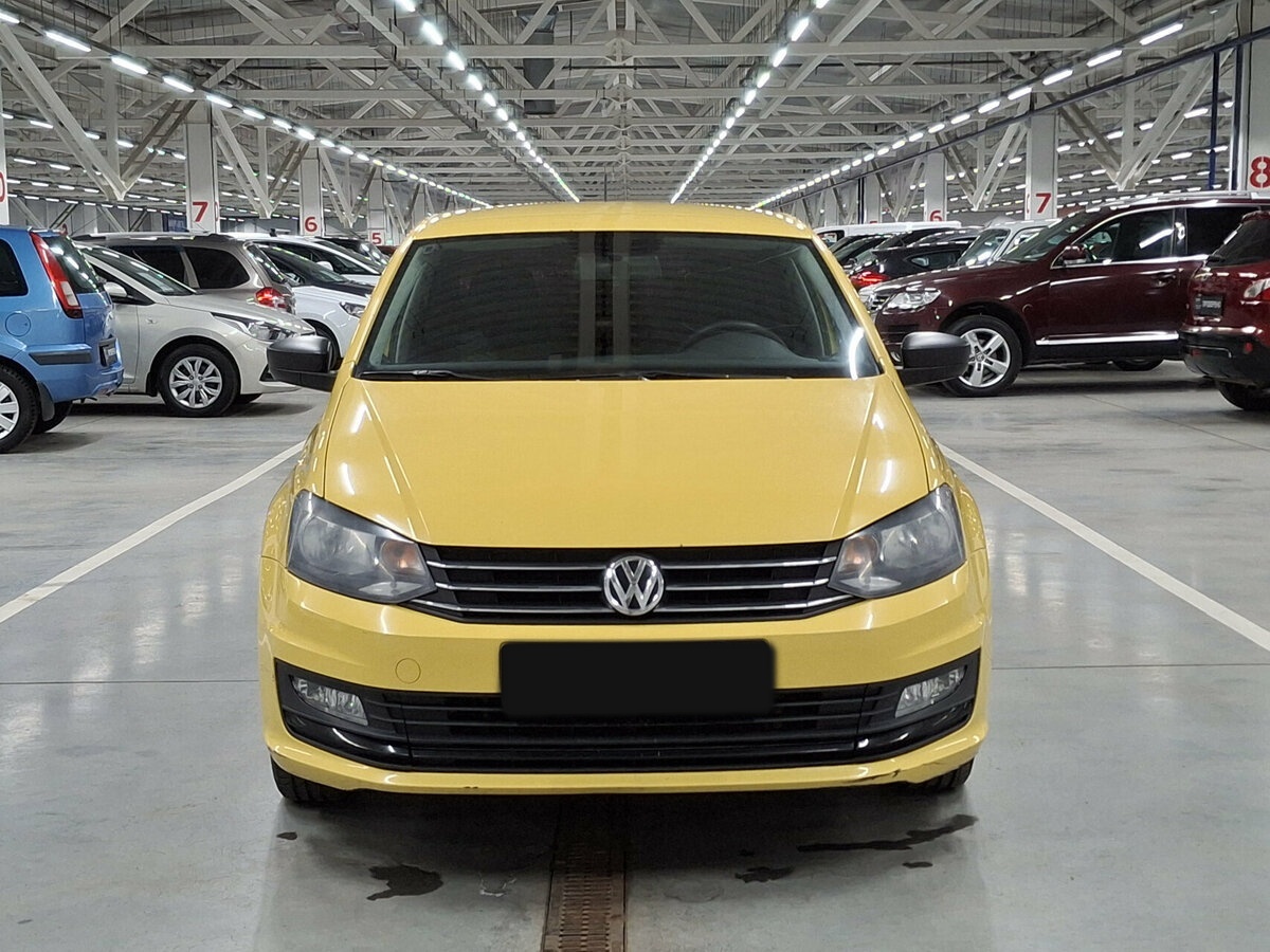 Купить Volkswagen Polo, 2017, 100 125 км.. Фото: #1