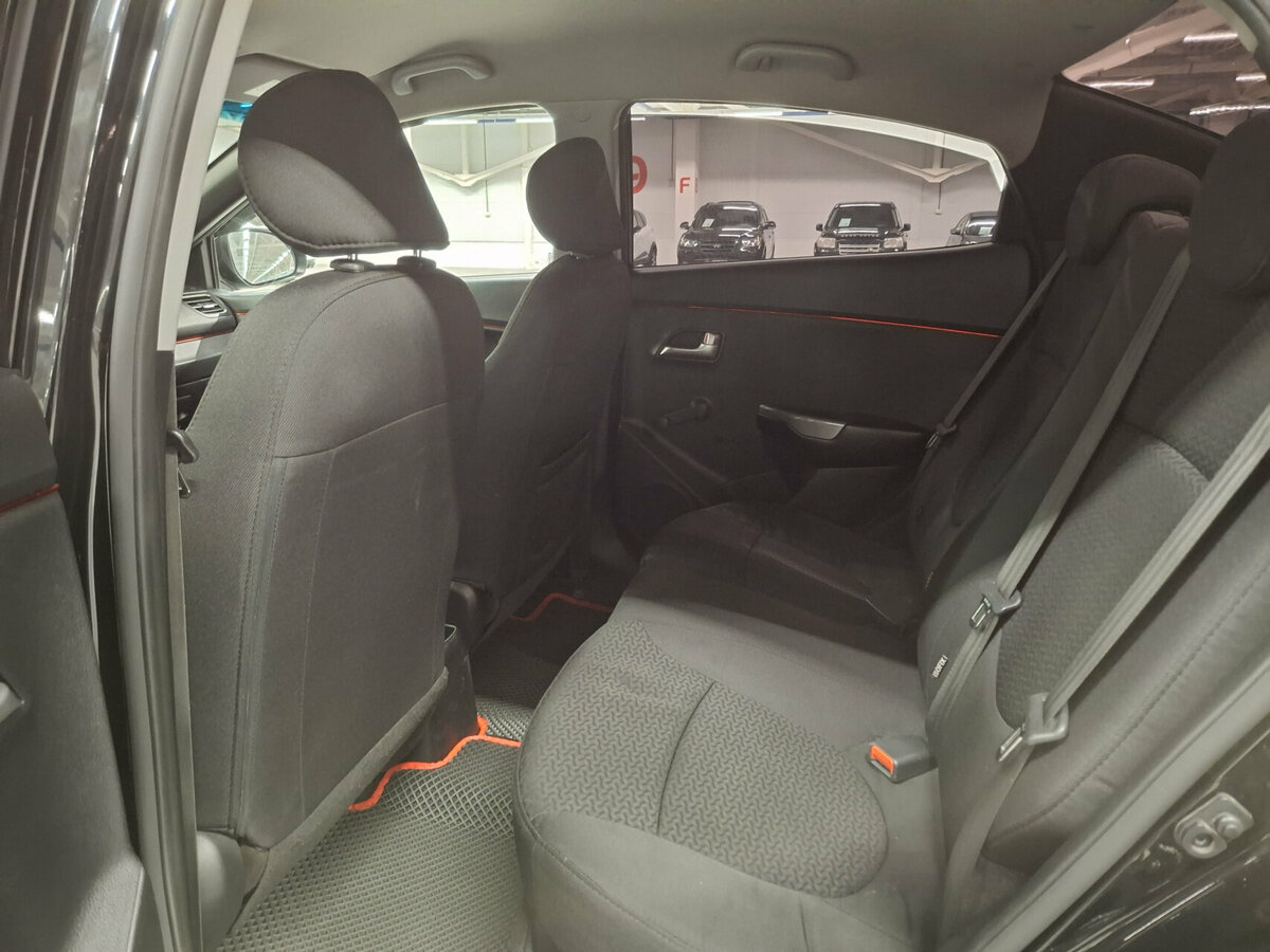 Купить Kia Rio, 2016, 179 131 км.. Фото: #11