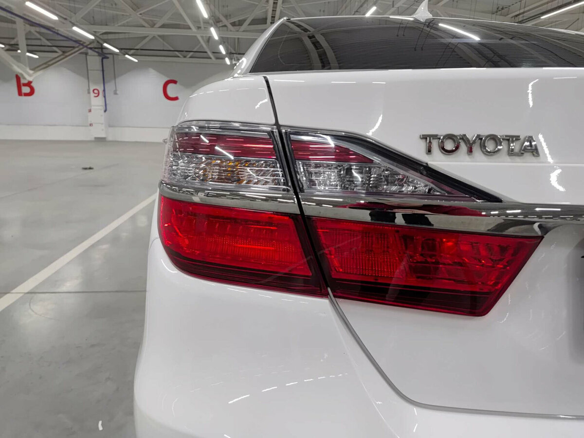 Купить Toyota Camry, 2017, 137 498 км.. Фото: #8