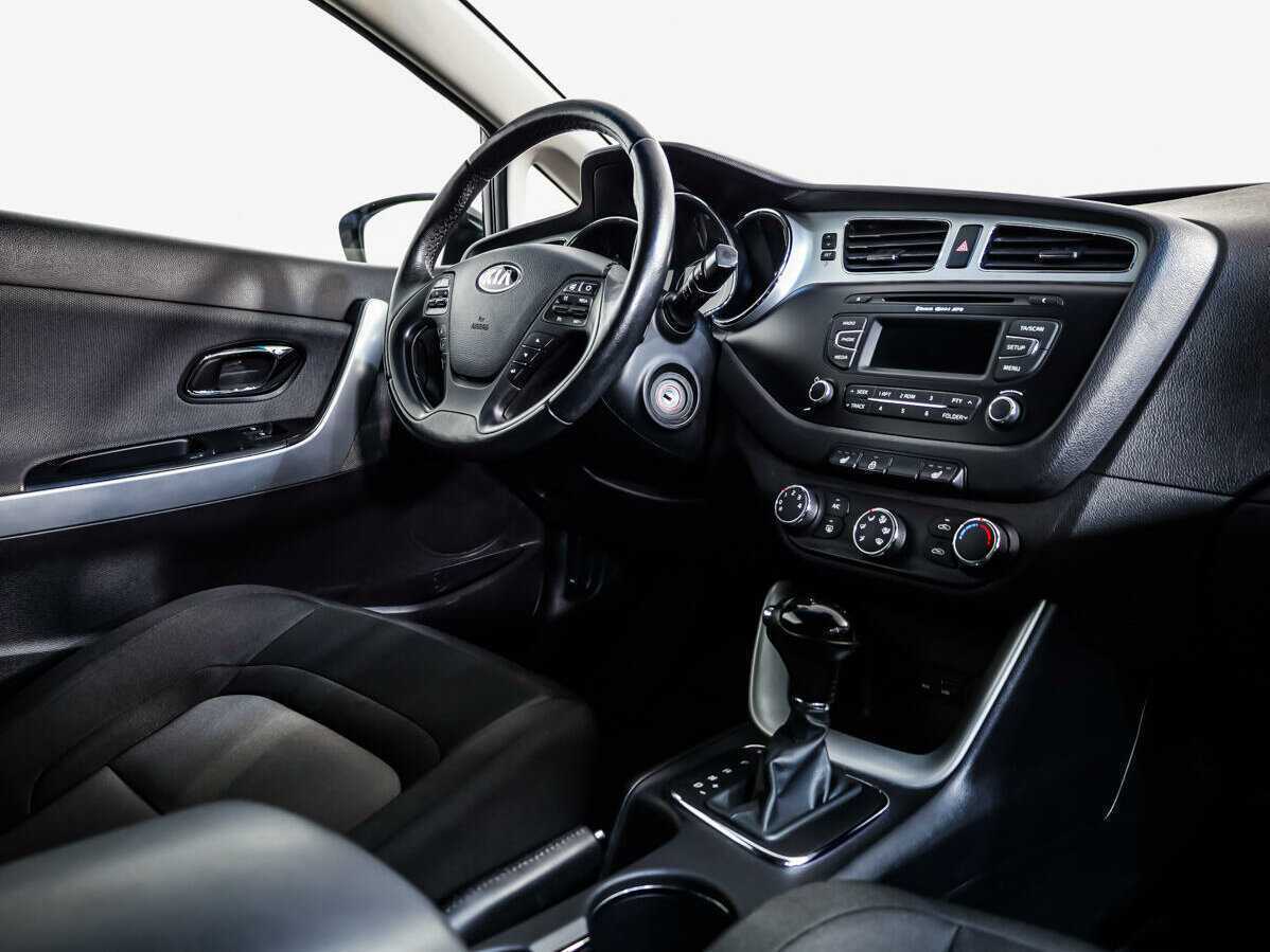 Купить Kia Ceed, 2013, 142 913 км.. Фото: #7