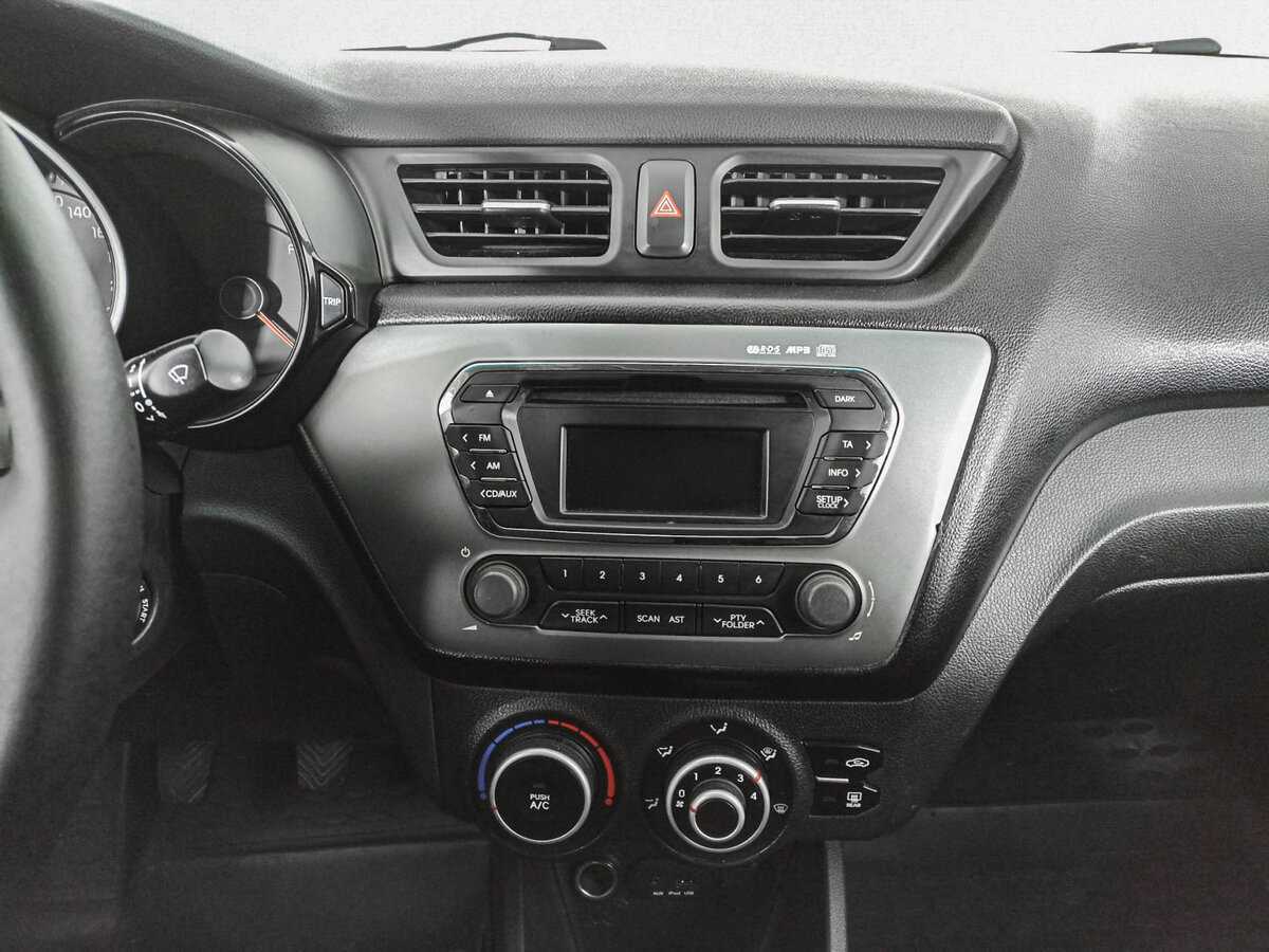 Купить Kia Rio, 2014, 165 784 км.. Фото: #12