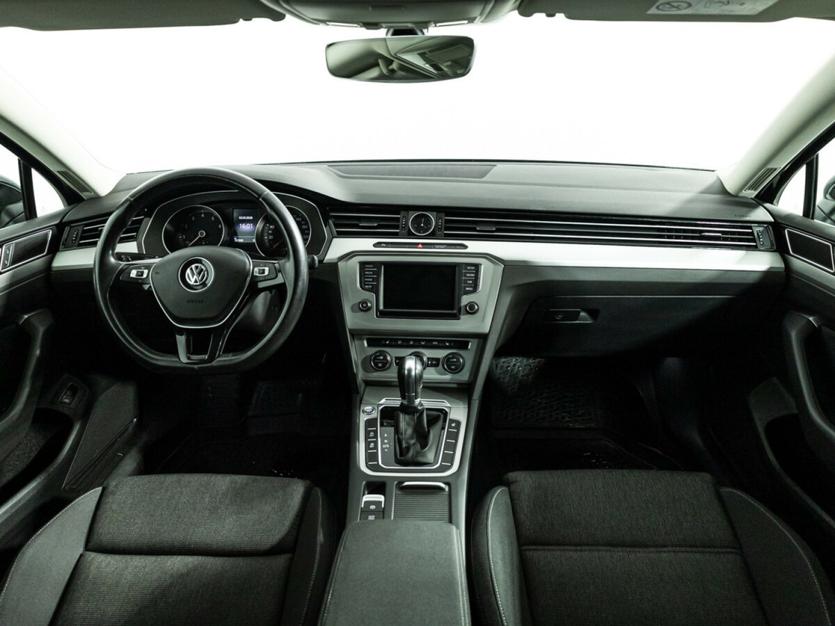 Купить Volkswagen Passat, 2017, 131 507 км.. Фото: #10