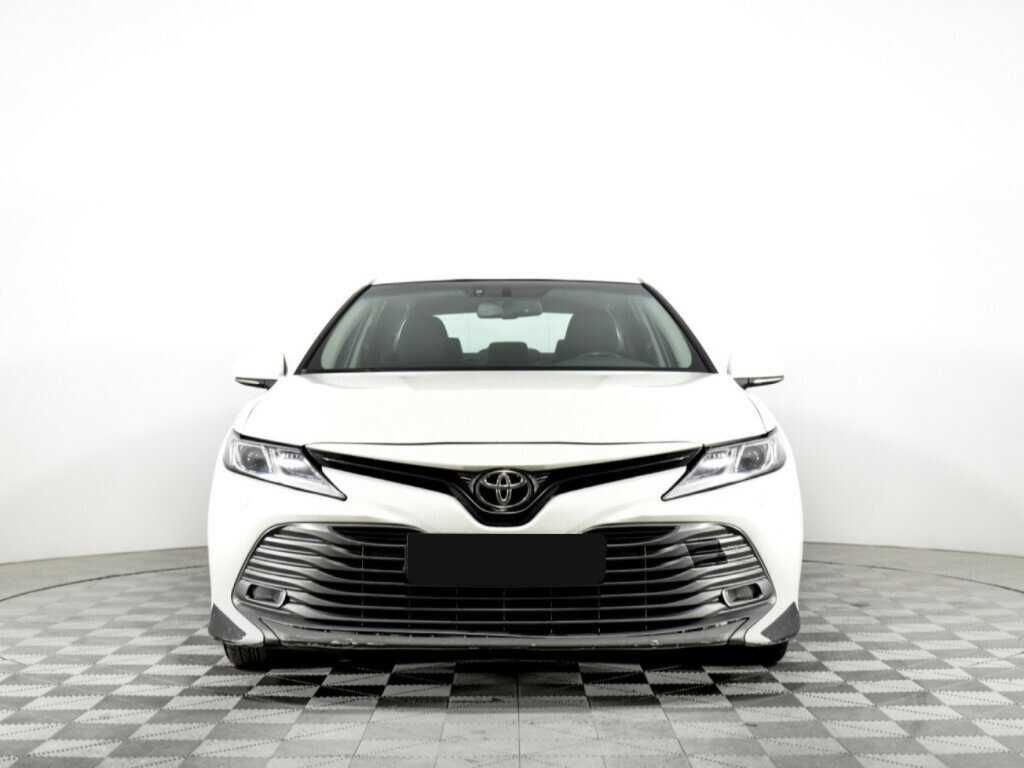 Купить Toyota Camry, 2018, 165 958 км.. Фото: #1