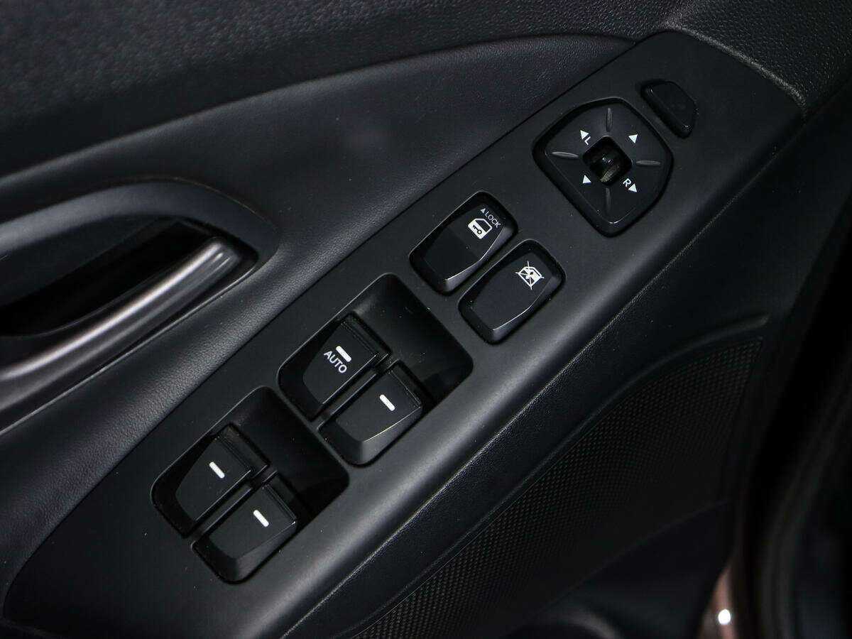 Купить Hyundai ix35, 2014, 120 561 км.. Фото: #17