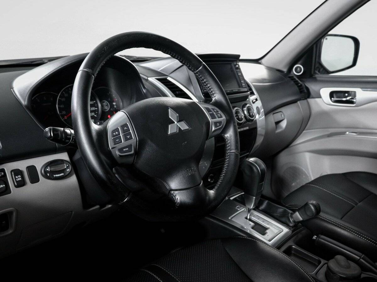 Купить Mitsubishi Pajero Sport, 2013, 252 976 км.. Фото: #13