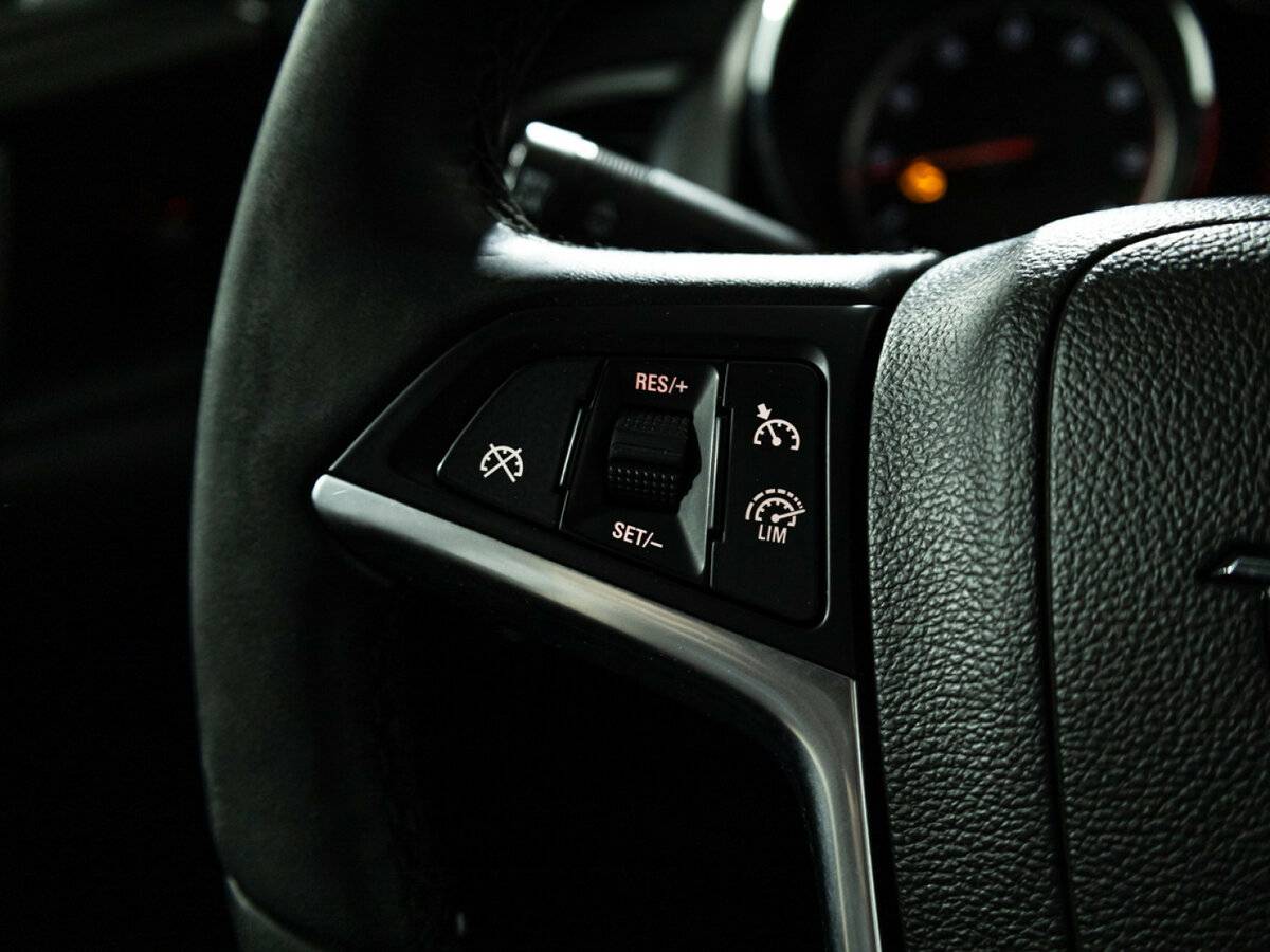 Купить Opel Astra, 2013, 263 591 км.. Фото: #14