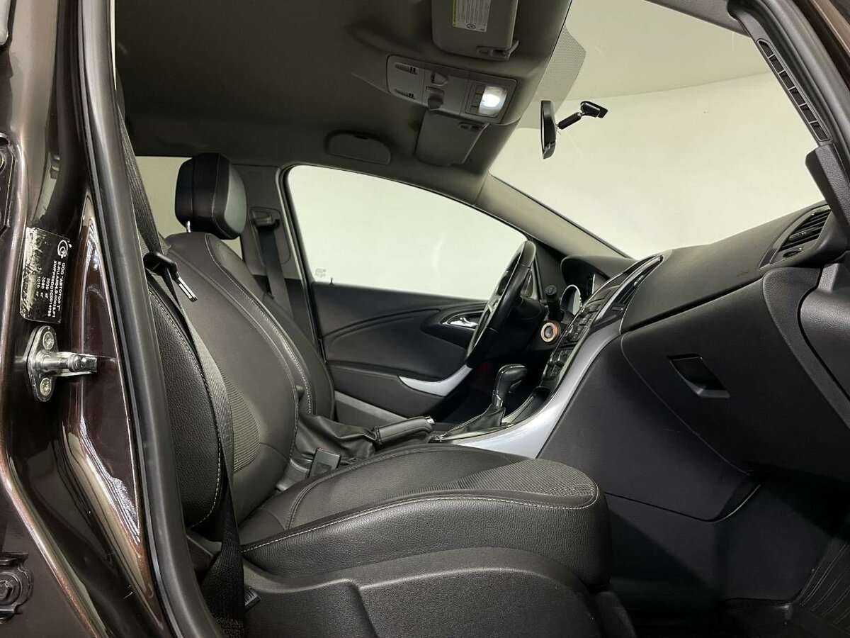 Купить Opel Astra, 2012, 203 027 км.. Фото: #13