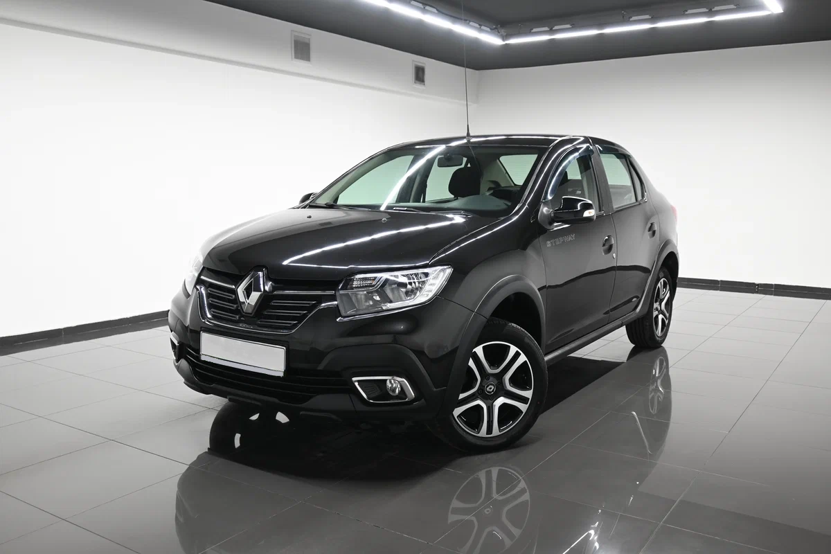 Renault Logan Stepway с автосалона по цене от 1 189 000 рублей