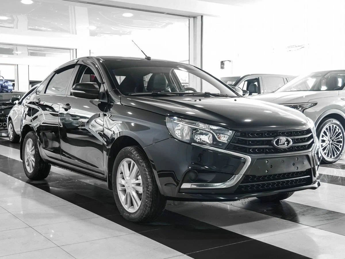 Lada Vesta CNG купить по цене от 1 317 000 рублей