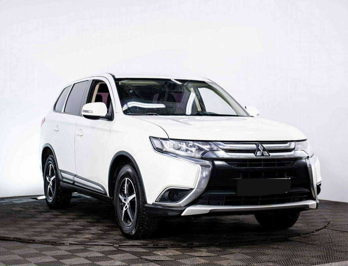 Купить Mitsubishi Outlander, 2017, 152 152 км.. Фото: #2