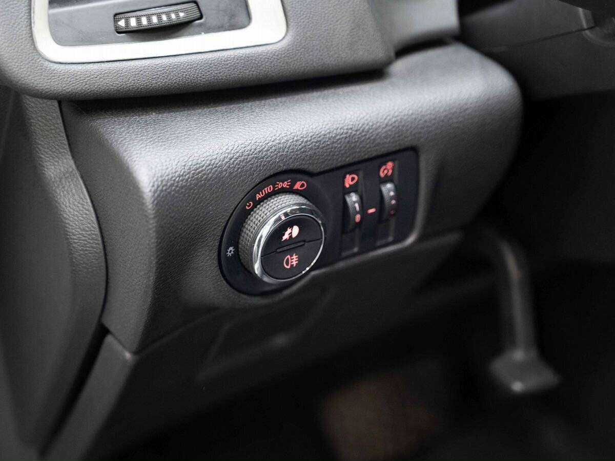 Купить Opel Astra, 2012, 190 009 км.. Фото: #16