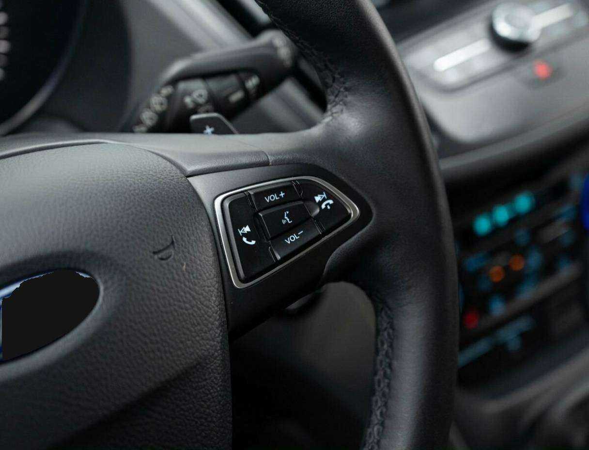 Купить Ford Kuga, 2017, 132 800 км.. Фото: #19