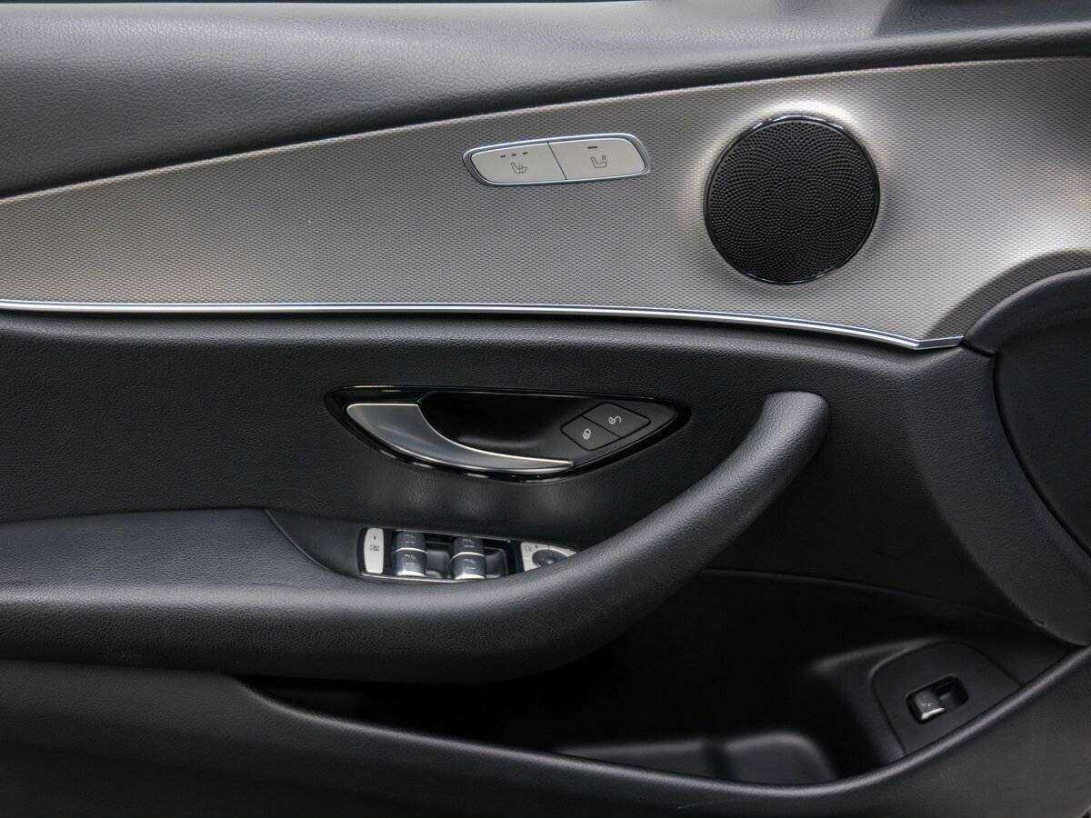 Купить Mercedes-Benz E-Класс, 2017, 136 730 км.. Фото: #17