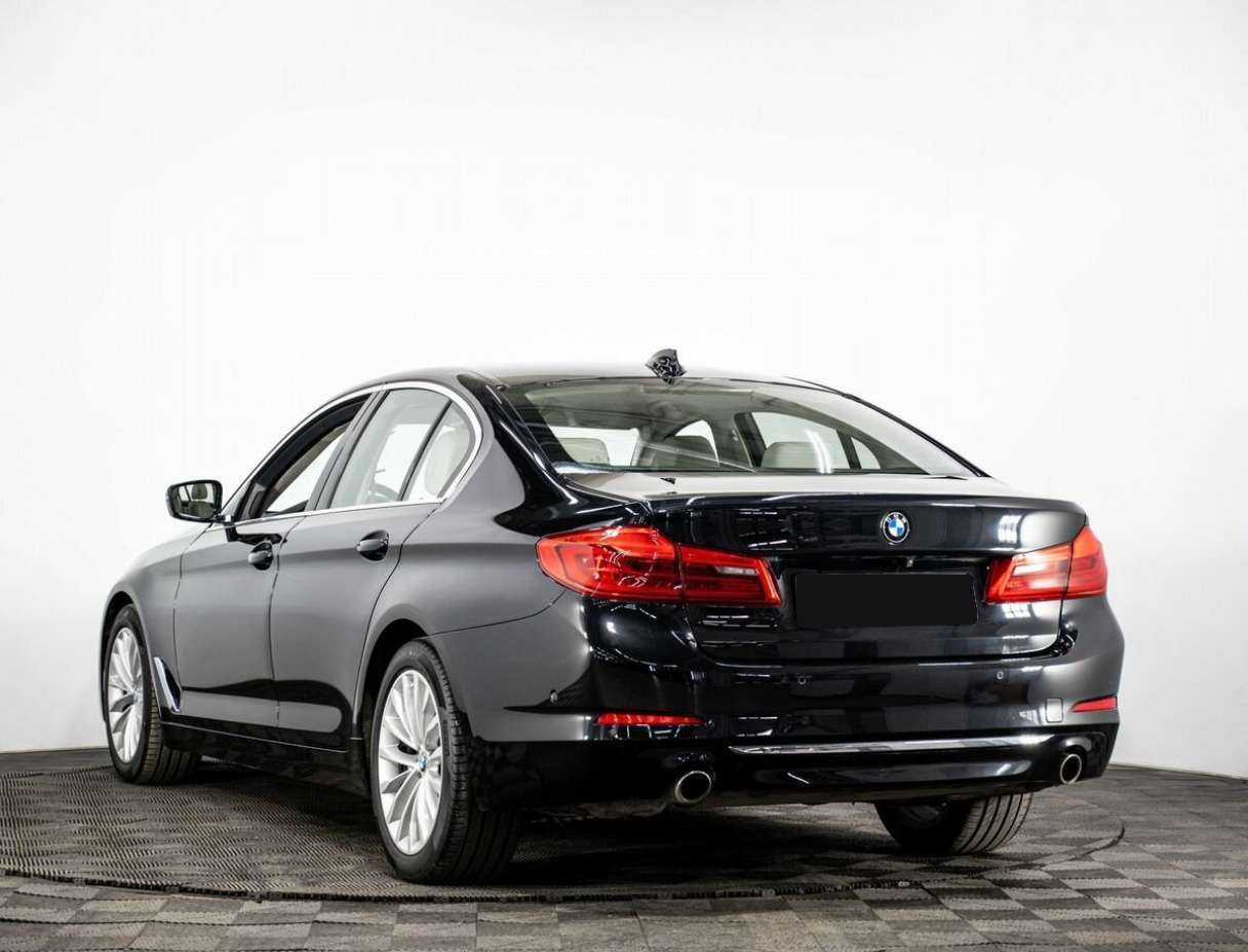 Купить BMW 5 серии, 2018, 174 500 км.. Фото: #3