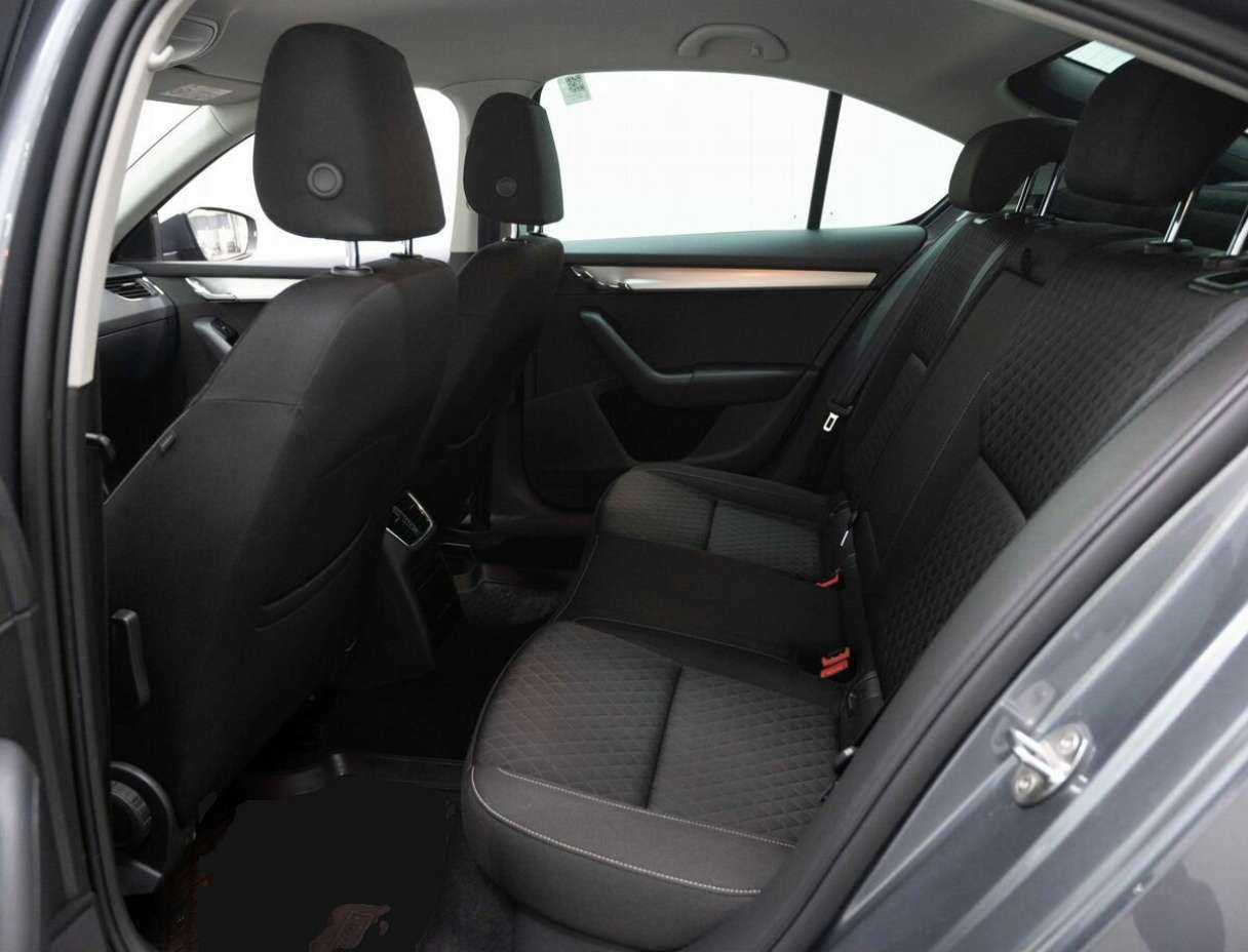 Купить Skoda Octavia, 2016, 133 993 км.. Фото: #11