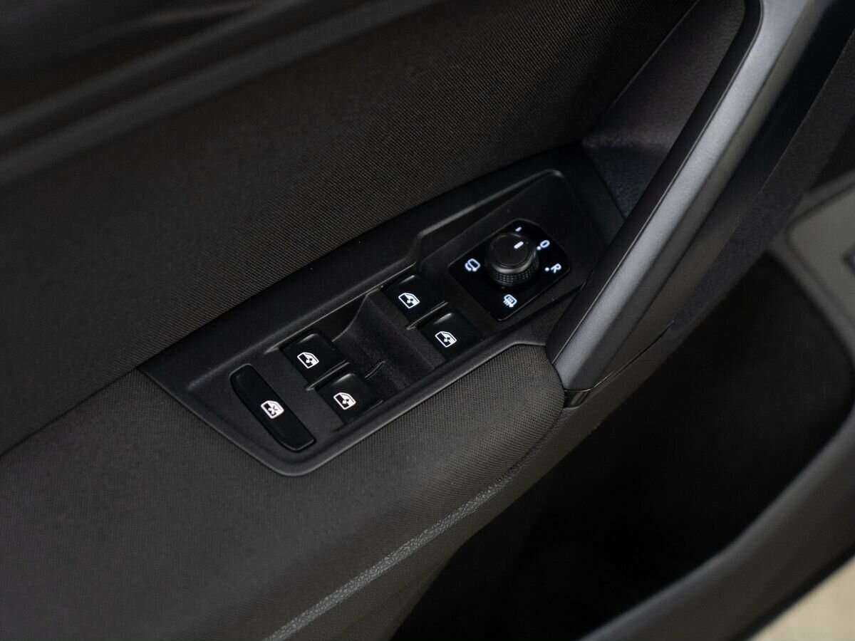 Купить Volkswagen Tiguan, 2019, 71 175 км.. Фото: #13