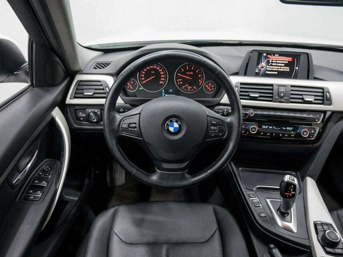 Купить BMW 3 серии, 2015, 133 632 км.. Фото: #10