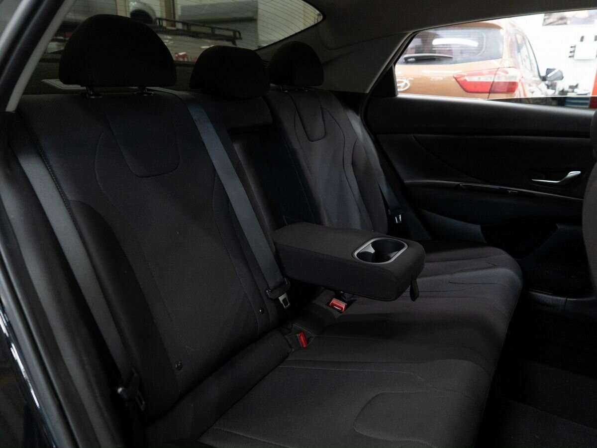Купить Hyundai Elantra, 2021, 61 830 км.. Фото: #8