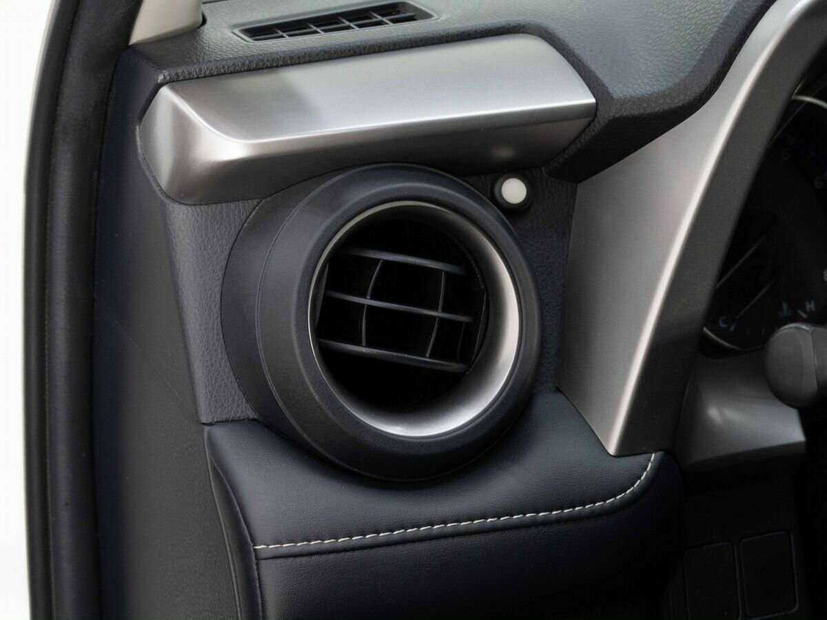 Купить Toyota RAV4, 2018, 46 500 км.. Фото: #24