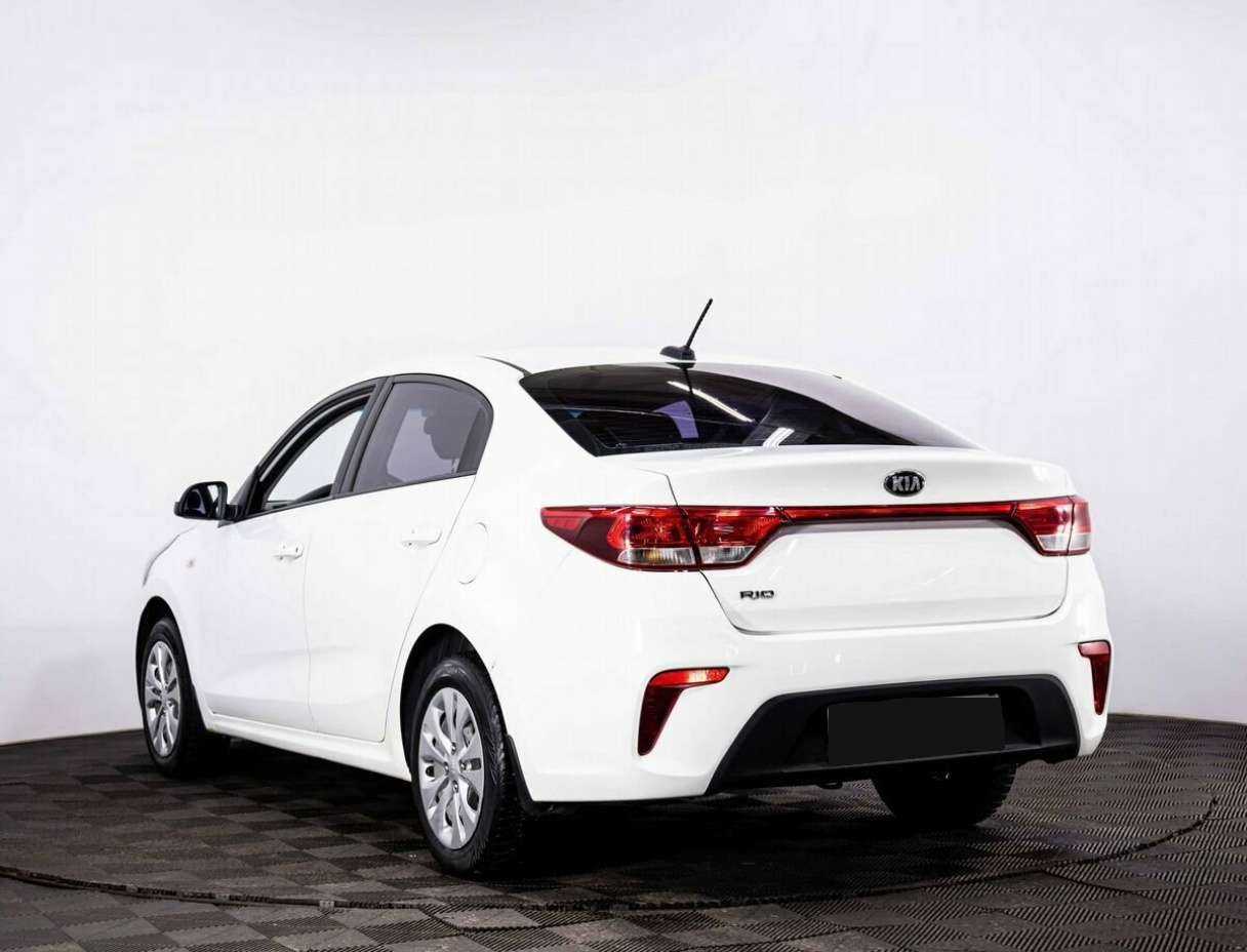 Купить Kia Rio, 2018, 139 000 км.. Фото: #3