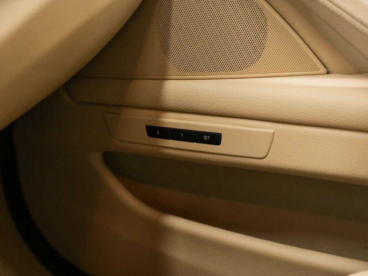 Купить BMW 5 серии, 2015, 78 182 км.. Фото: #27