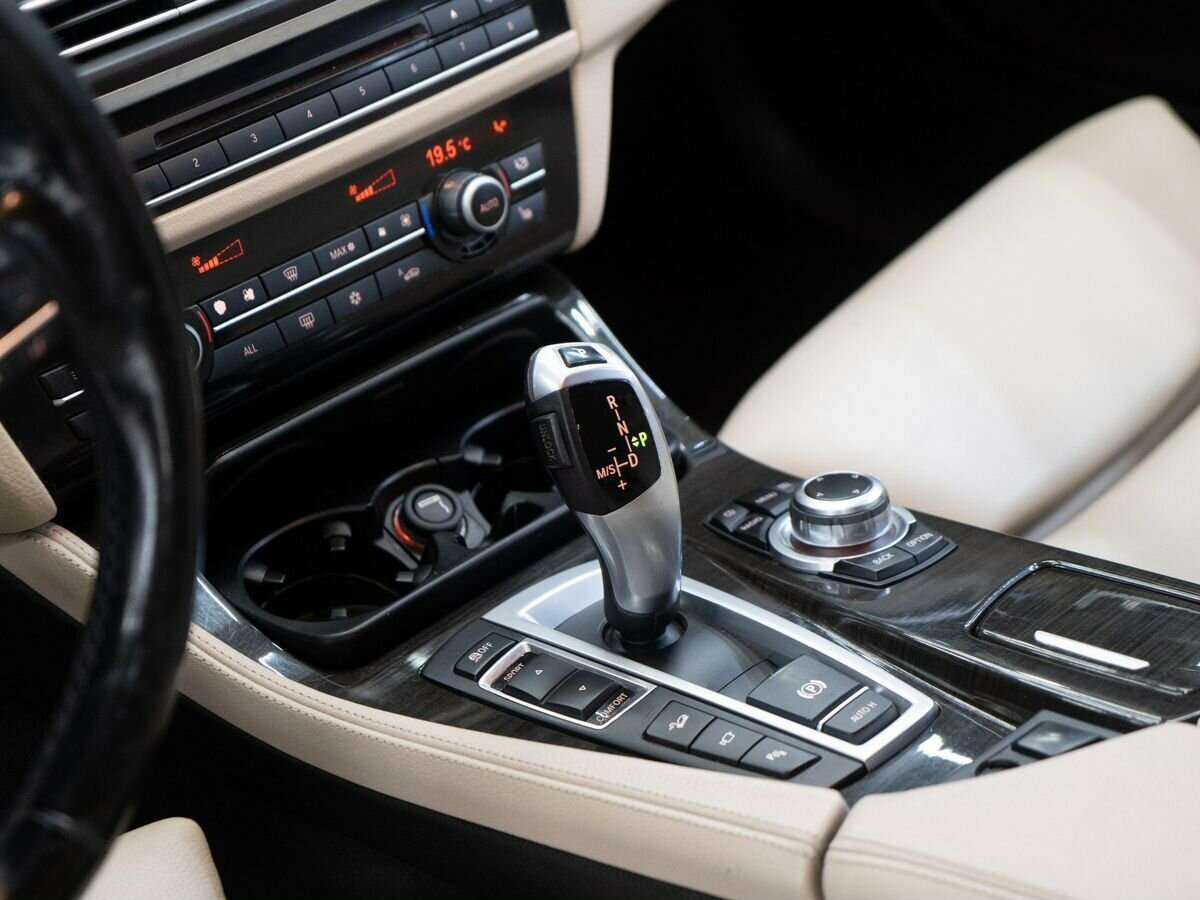 Купить BMW 5 серии, 2012, 115 270 км.. Фото: #11