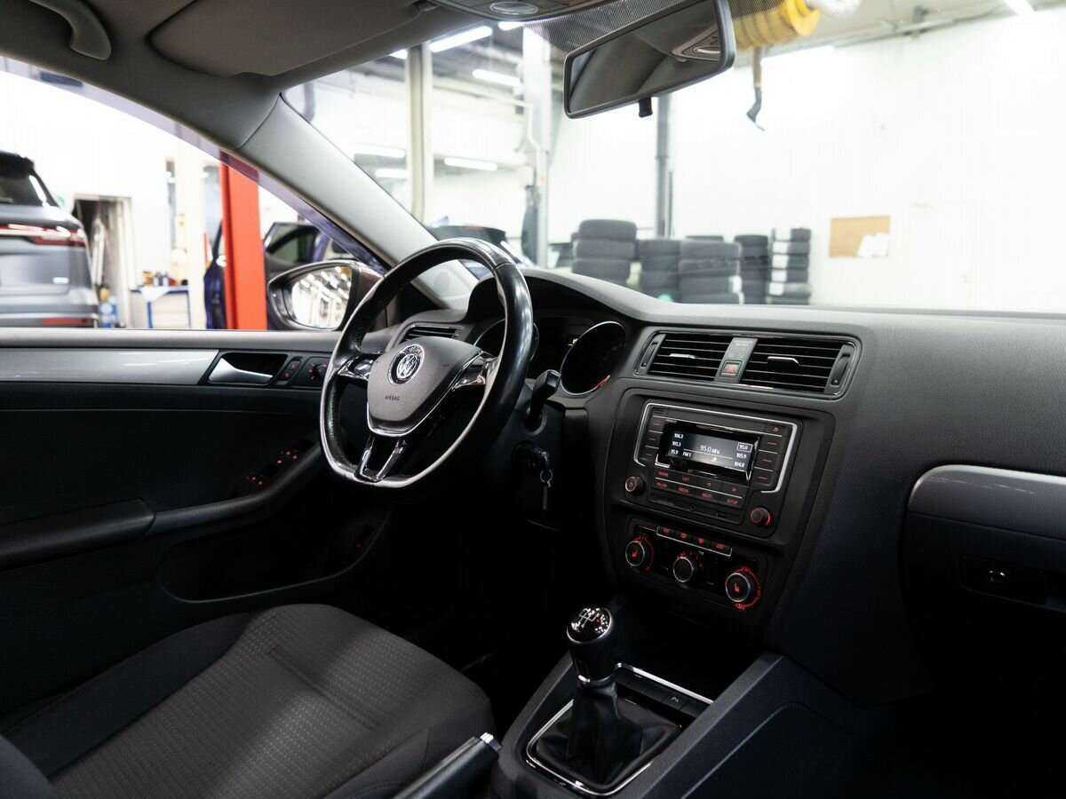 Купить Volkswagen Jetta, 2016, 107 000 км.. Фото: #17