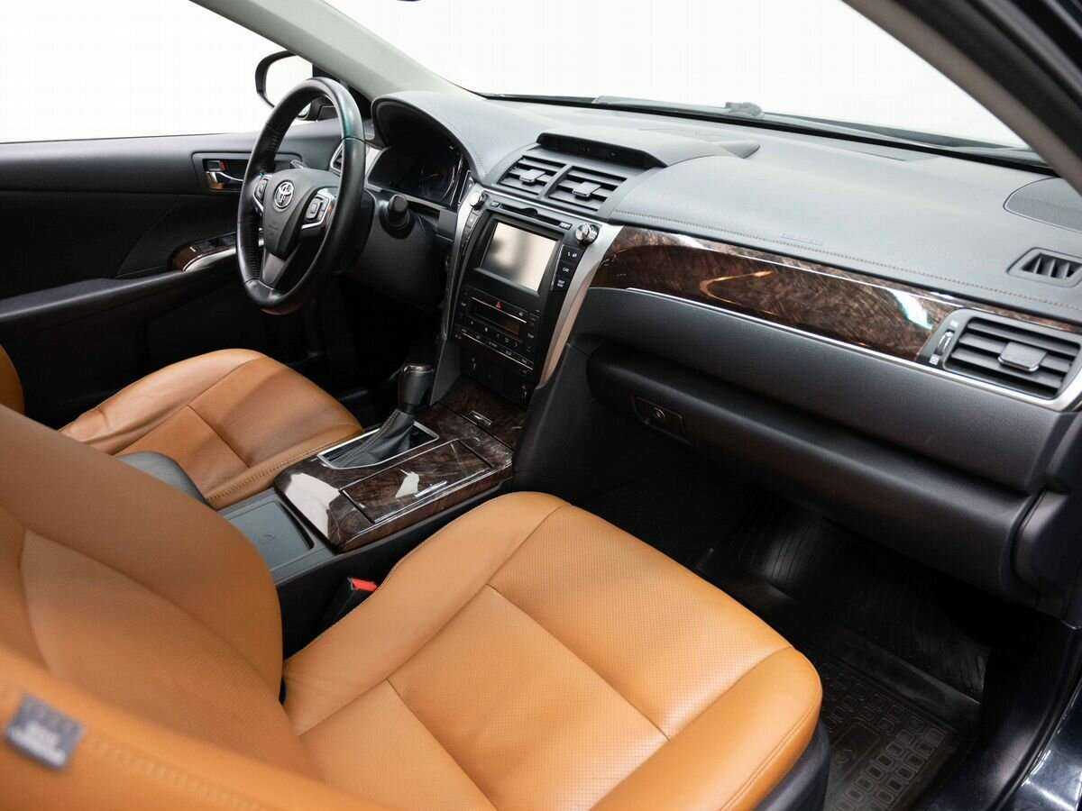 Купить Toyota Camry, 2015, 129 000 км.. Фото: #10
