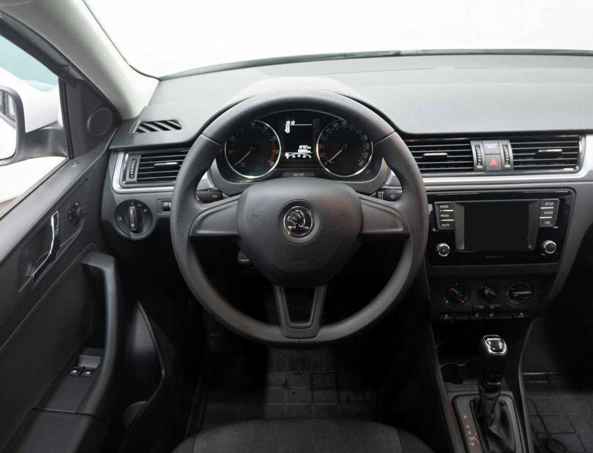 Купить Skoda Rapid, 2017, 68 800 км.. Фото: #13