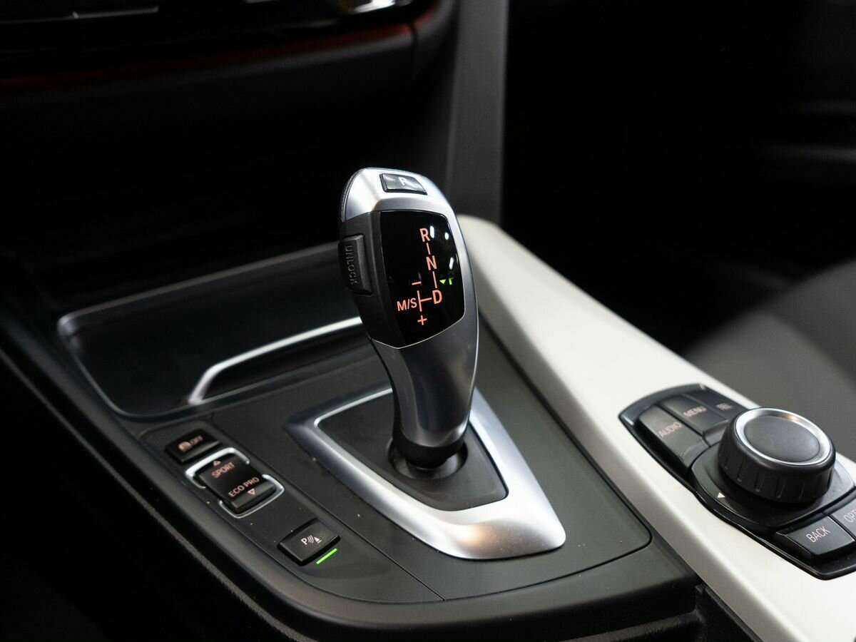 Купить BMW 3 серии, 2015, 119 000 км.. Фото: #12