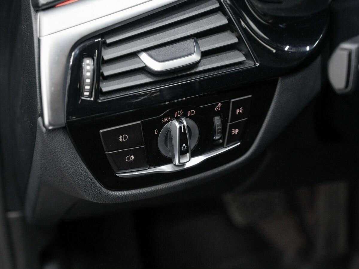 Купить BMW 5 серии, 2018, 165 962 км.. Фото: #17