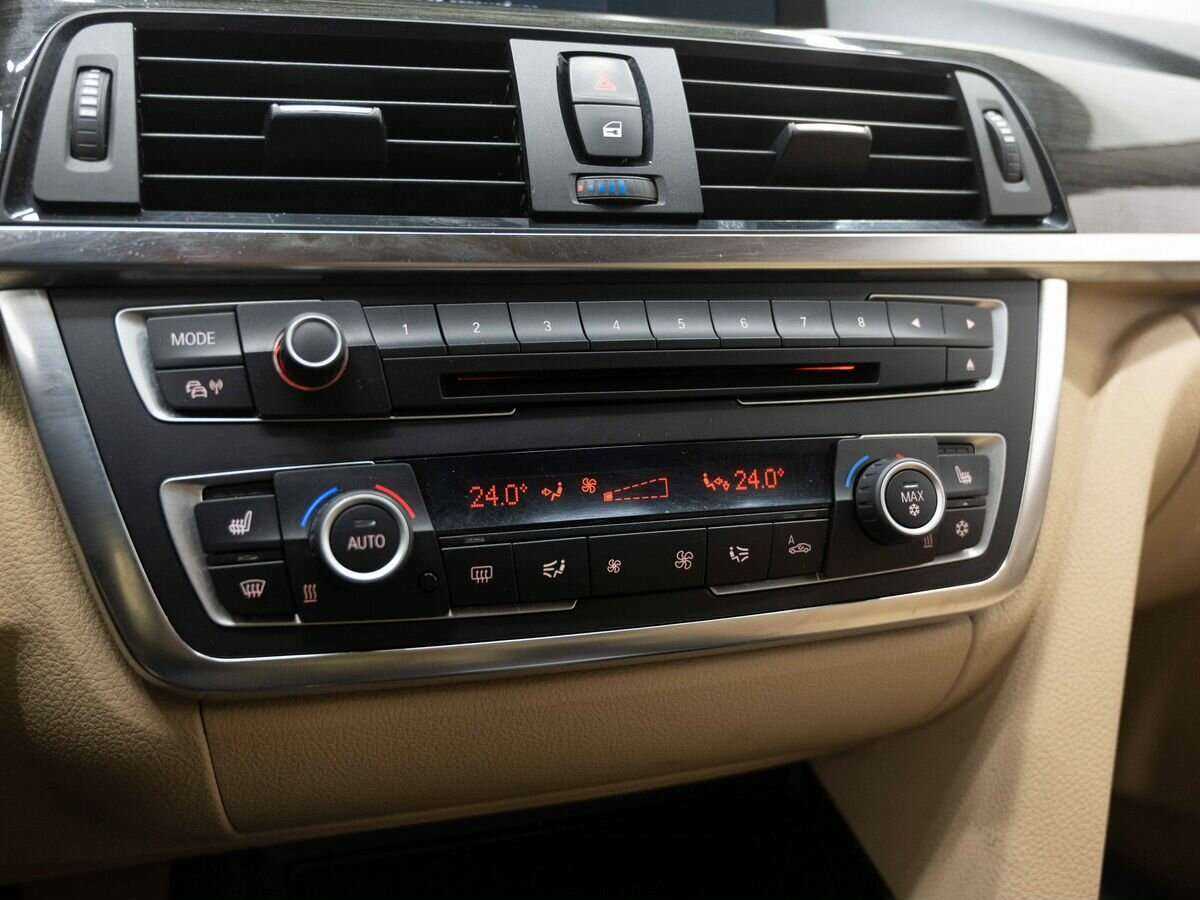 Купить BMW 3 серии, 2012, 220 957 км.. Фото: #22