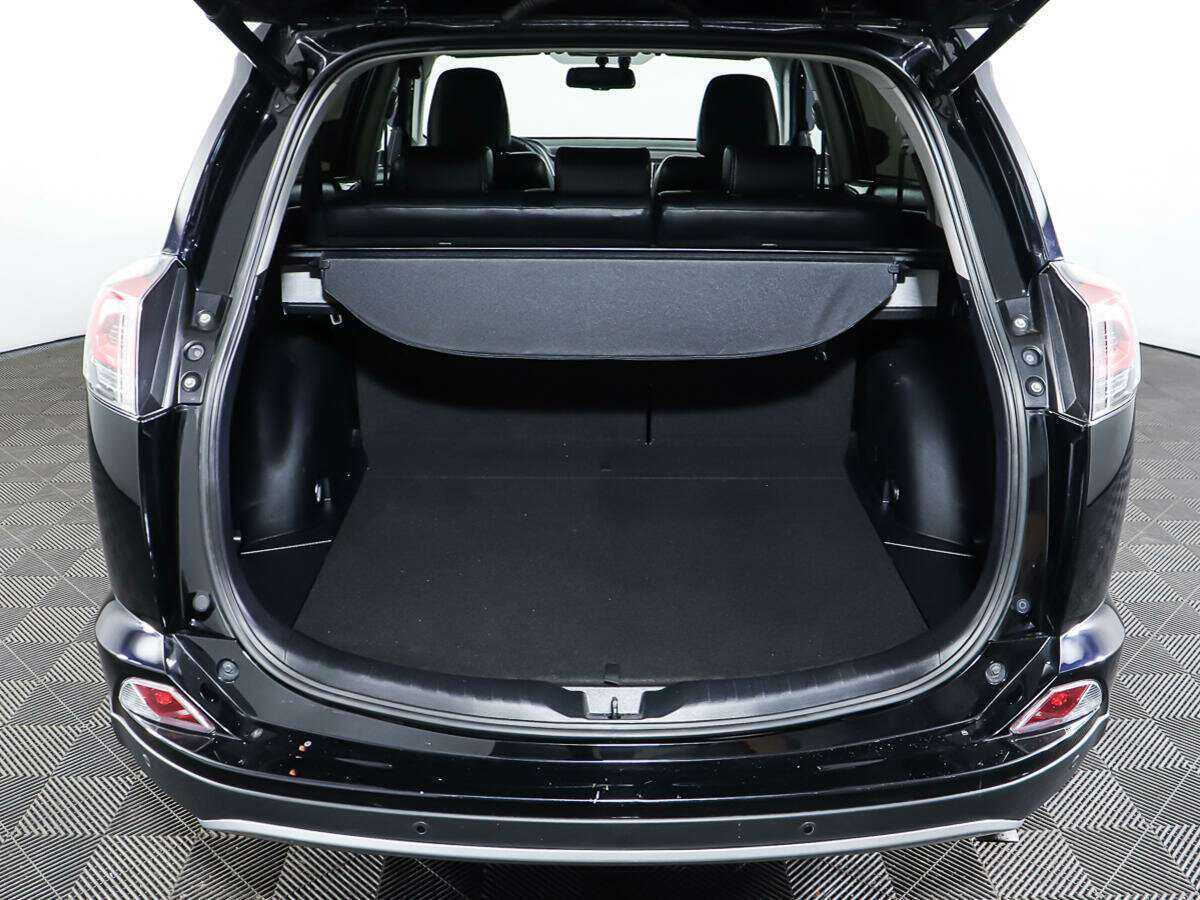 Купить Toyota RAV4, 2018, 103 067 км.. Фото: #8