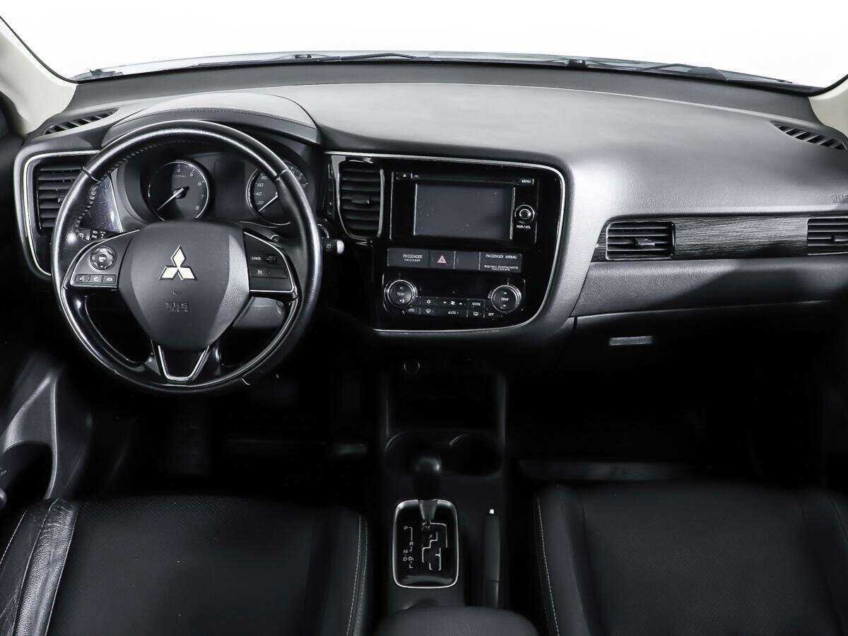 Купить Mitsubishi Outlander, 2016, 100 062 км.. Фото: #9