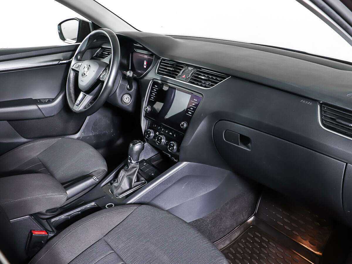 Купить Skoda Octavia, 2018, 149 619 км.. Фото: #9