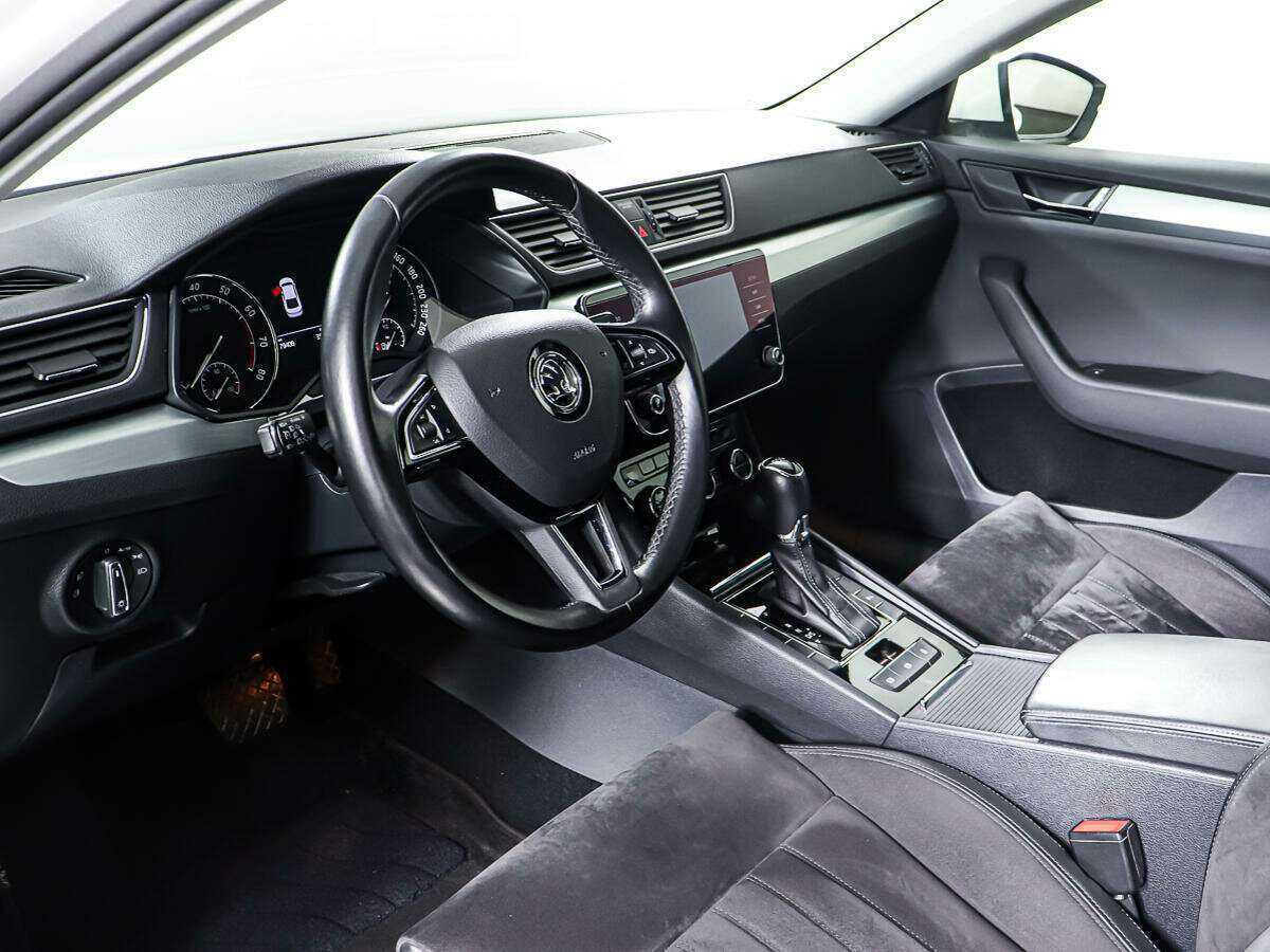 Купить Skoda Superb, 2017, 79 408 км.. Фото: #11