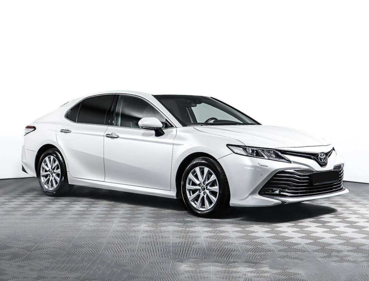 Купить Toyota Camry, 2018, 130 938 км.. Фото: #2