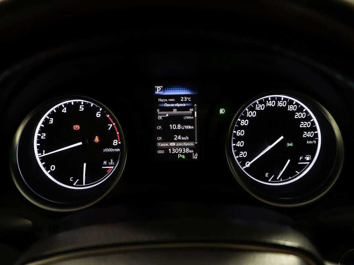 Купить Toyota Camry, 2018, 130 938 км.. Фото: #13