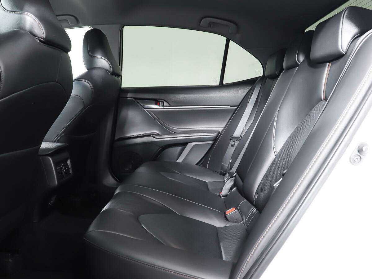 Купить Toyota Camry, 2019, 93 353 км.. Фото: #9