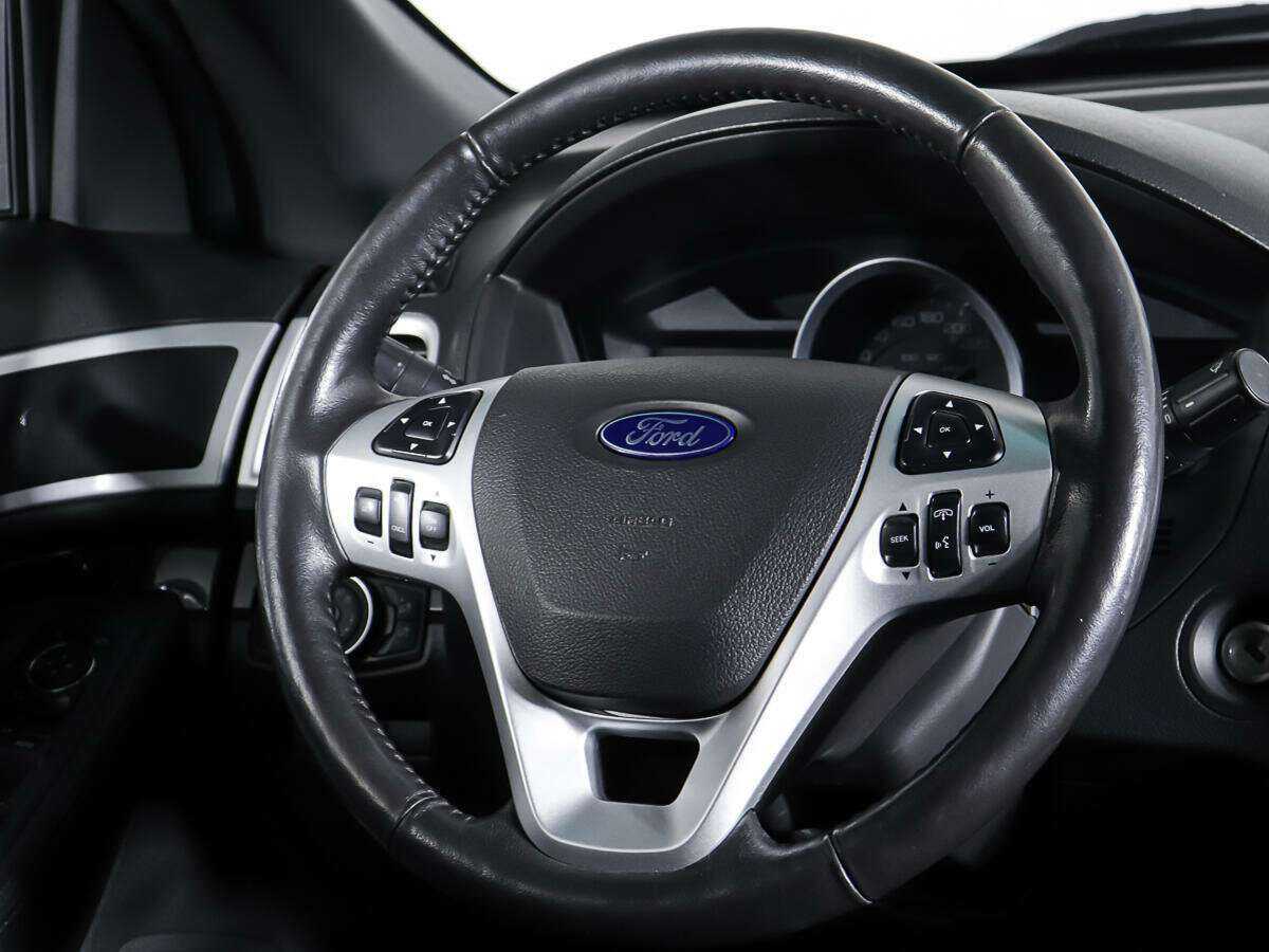 Купить Ford Explorer, 2015, 122 765 км.. Фото: #14