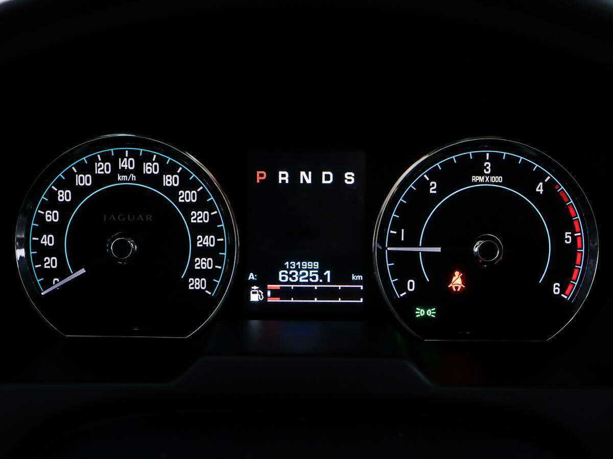 Купить Jaguar XF, 2012, 131 996 км.. Фото: #13