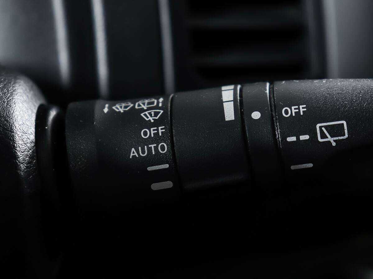 Купить Nissan Note, 2012, 97 744 км.. Фото: #13