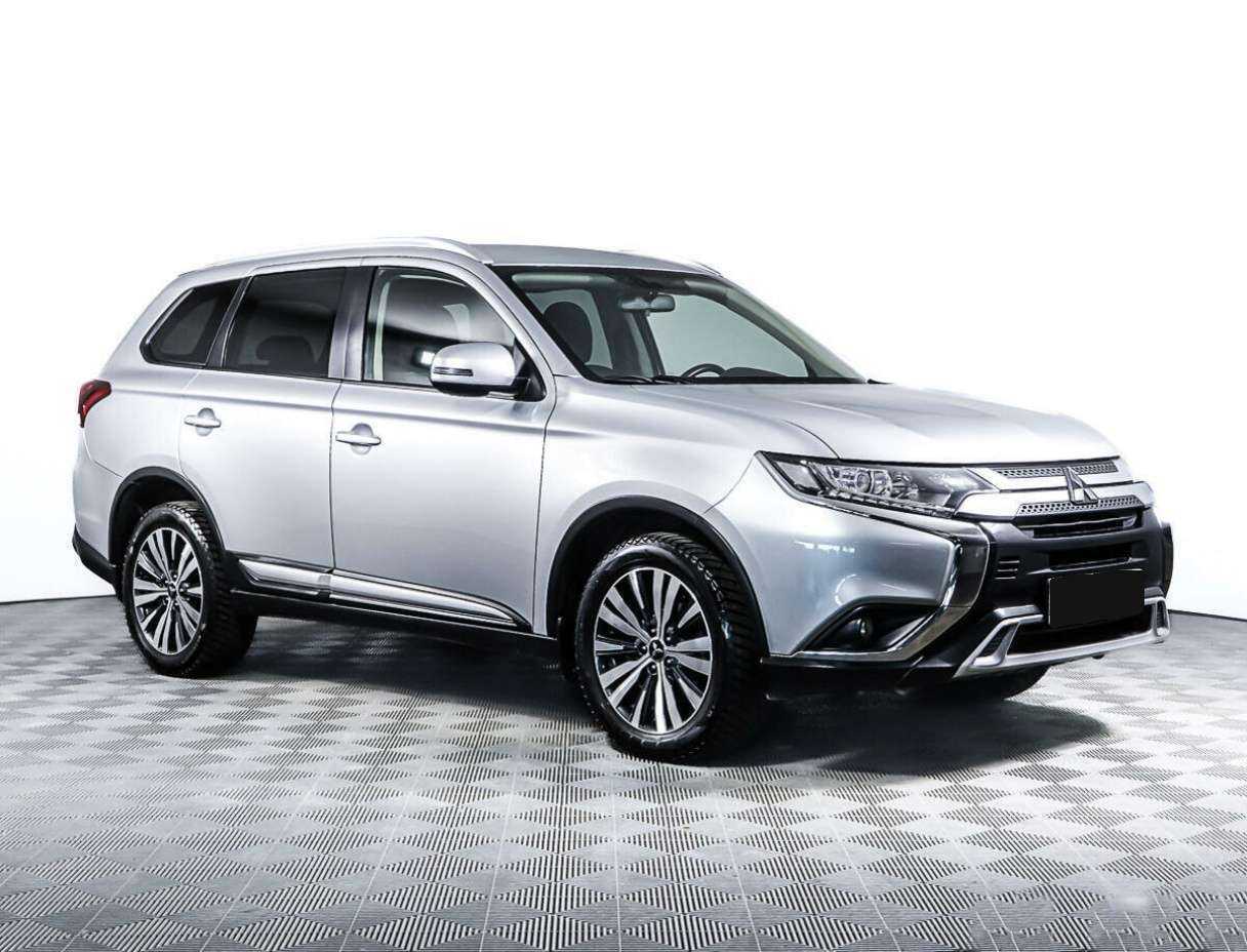 Купить Mitsubishi Outlander, 2019, 101 800 км.. Фото: #2