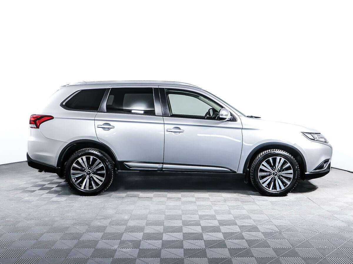 Купить Mitsubishi Outlander, 2019, 101 800 км.. Фото: #3