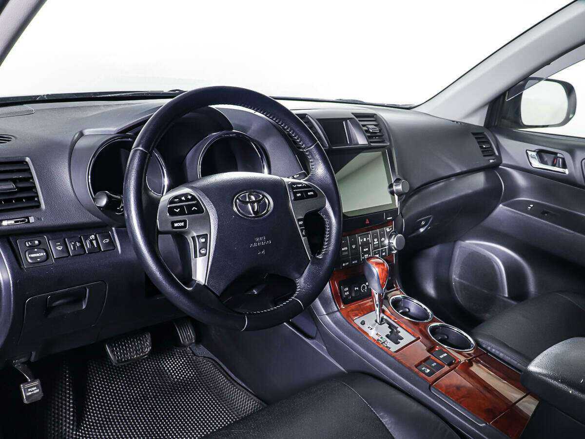 Купить Toyota Highlander, 2012, 144 950 км.. Фото: #13